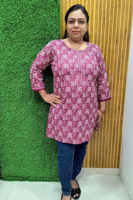 deep maroon short top